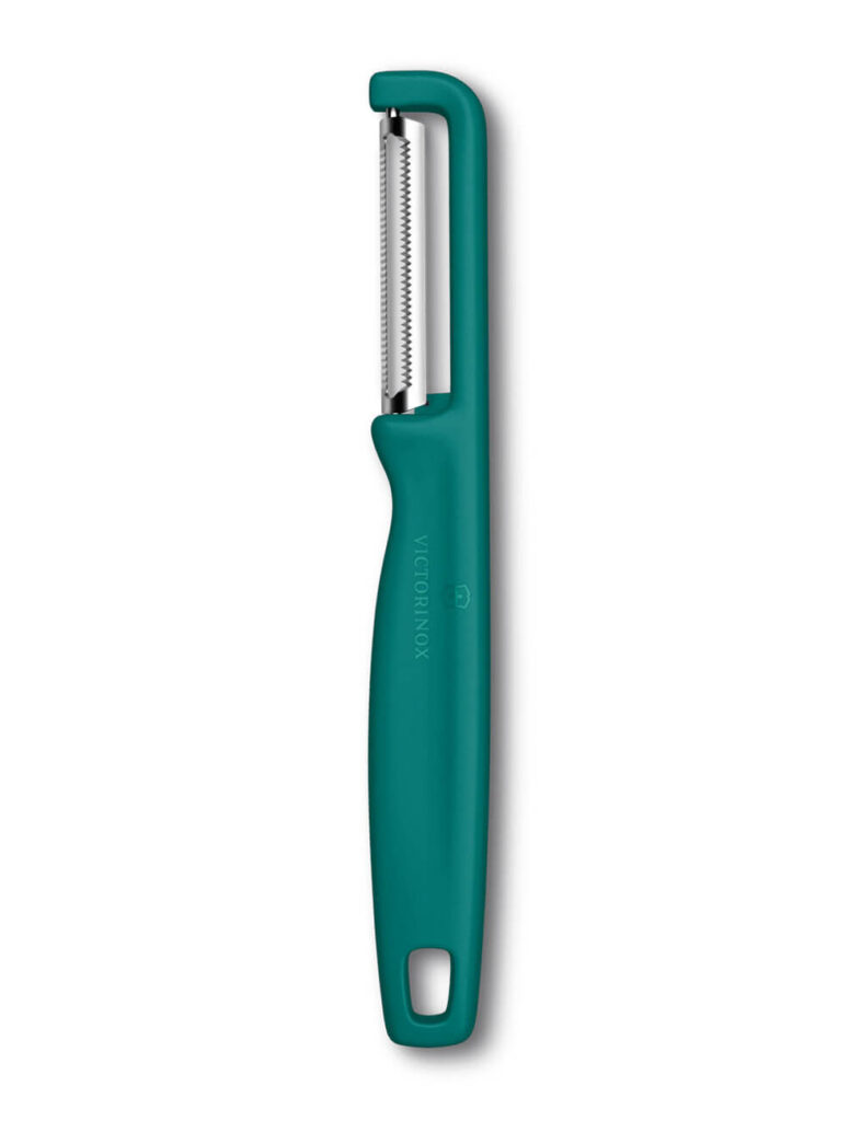תמונת מוצר - קולפן ירקות Victorinox Iota להב משונן נירוסטה ידית ירוקה 6.0943.4